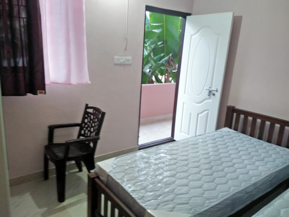 Metro Mens Hostel Коччи Экстерьер фото